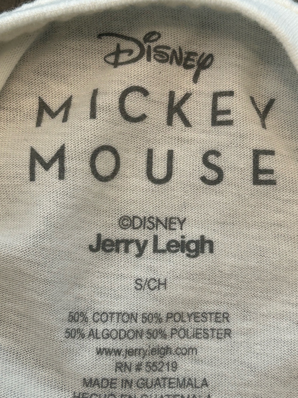 Disney Mickey & Minnie Mouse Graphic T Shirt Womens Size Small White Short Sleev - Picture 9 of 10